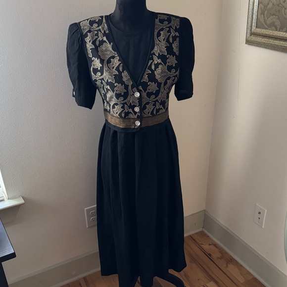 J.B.S. Dresses & Skirts - JBS‎ Ltd. Vintage Black tan vintage vest overlay Women's midi Dress Sz 8P